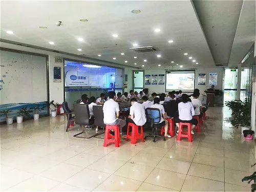 初心不改，砥礪前行丨漢斯頓年中總結會隆重召